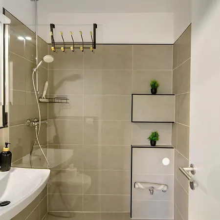 아파트 Superior App 229 Mit Pool Und Sauna
